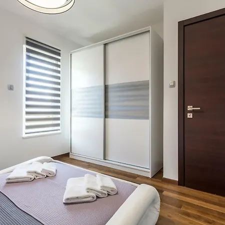 Sea Pearl Luxury * Podstrana