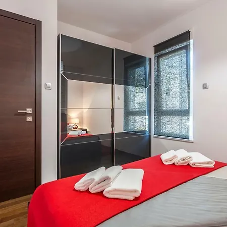 Sea Pearl Luxury Daire Podstrana